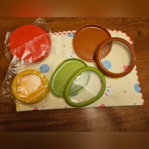 Silicone storage containers